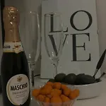 Le Mirage 4*