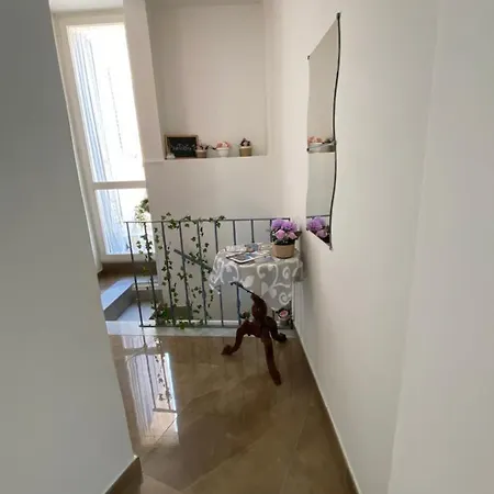 Le Mirage 4*